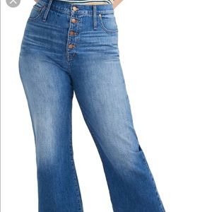 Madewell Slim Wide-Leg Jeans in Olympia Wash: Button-Front Edition